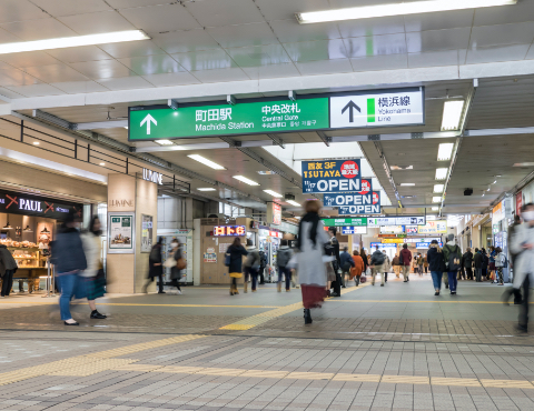 駅構内・バスターミナル